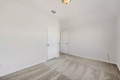 8115 Dogwood Lane, Irving, TX 75063 - Photo 24