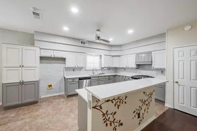 7600 Greengage Drive, Fort Worth, TX 76133 - Photo 8