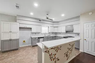 7600 Greengage Dr, Fort Worth, TX 76133 - Photo 8