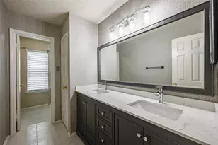 7600 Greengage Dr, Fort Worth, TX 76133 - Photo 16