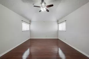 7600 Greengage Dr, Fort Worth, TX 76133 - Photo 16