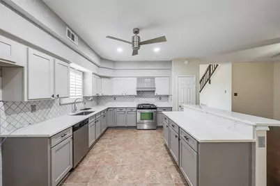 7600 Greengage Drive, Fort Worth, TX 76133 - Photo 6