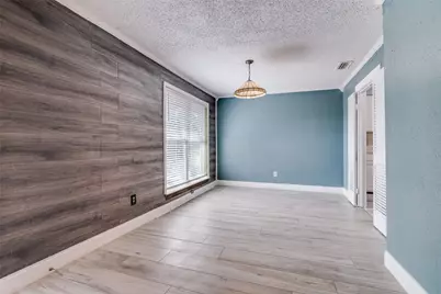 5302 Heather Glen Drive, Garland, TX 75043 - Photo 4