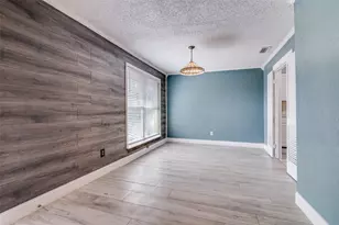 5302 Heather Glen Dr, Garland, TX 75043 - Photo 4