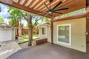 6815 Ravendale Ln, Dallas, TX 75214 - Photo 14