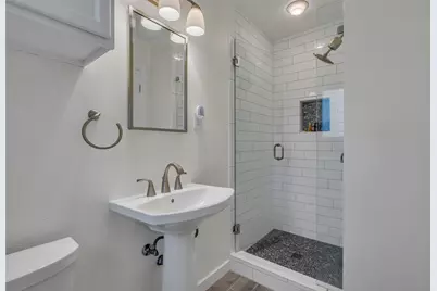 6815 Ravendale Lane, Dallas, TX 75214 - Photo 20