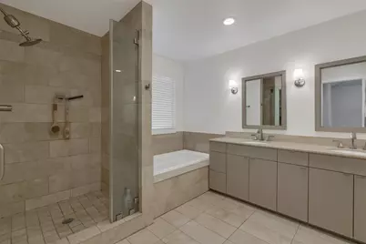 6815 Ravendale Lane, Dallas, TX 75214 - Photo 16