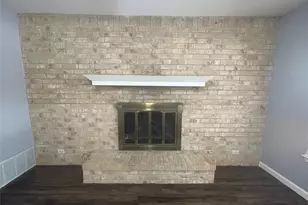 3509 Glenda St, Haltom City, TX 76117 - Photo 4