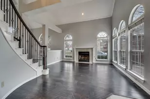 445 Moonlight Way, Irving, TX 75063 - Photo 10