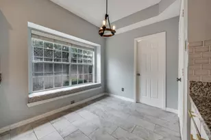 445 Moonlight Way, Irving, TX 75063 - Photo 14