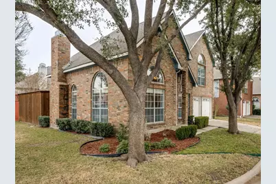 445 Moonlight Way, Irving, TX 75063 - Photo 2