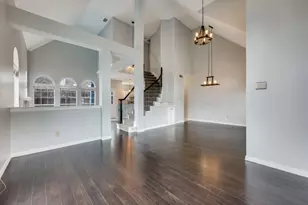 445 Moonlight Way, Irving, TX 75063 - Photo 6