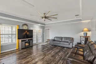 224 Autumn Wood Trail, Gun Barrel City, TX 75156 - Photo 4