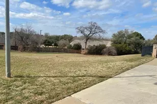 2805 Katherine Ct, Dalworthington Gardens, TX 76016 - Photo 8