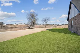328 Slimp Blf, Azle, TX 76020 - Photo 32