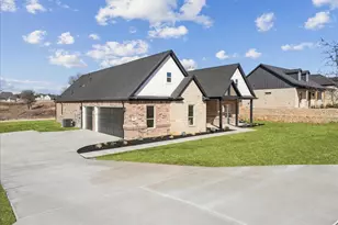 328 Slimp Blf, Azle, TX 76020 - Photo 4