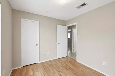 1739 Oak Lake, Irving, TX 75060 - Photo 16