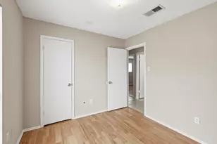 1739 Oak Lake, Irving, TX 75060 - Photo 16