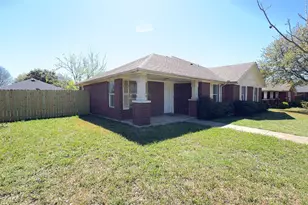 7632 Livvie Meador Ln, Dallas, TX 75227 - Photo 8