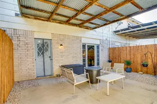 42 W Creek Ln, Grand Prairie, TX 75052 - Photo 18