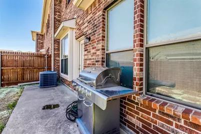 3649 Vienna Street, Irving, TX 75038 - Photo 2