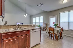 3649 Vienna St, Irving, TX 75038 - Photo 16