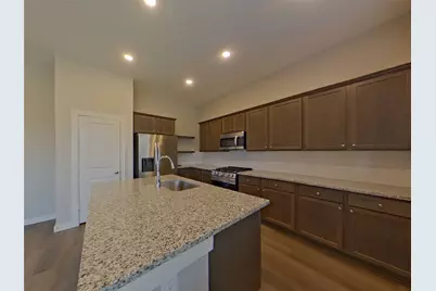 727 Lacewing Drive, Arlington, TX 76005 - Photo 2