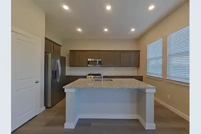 727 Lacewing Drive, Arlington, TX 76005 - Photo 4