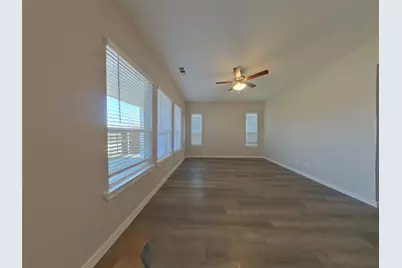 727 Lacewing Drive, Arlington, TX 76005 - Photo 6