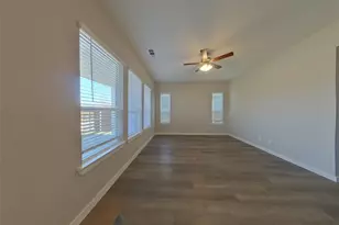 727 Lacewing Dr, Arlington, TX 76005 - Photo 6