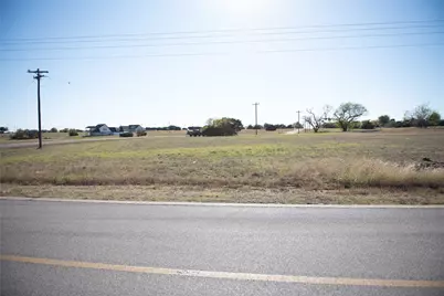 6500 Castle Royle Drive, Cleburne, TX 76033 - Photo 4