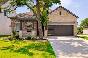 2314 Cales Dr, Arlington, TX 76013 - Photo 2