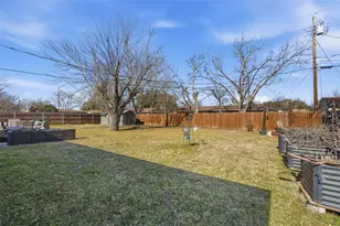 905 W Elizabeth Dr, Robinson, TX 76706 - Photo 28