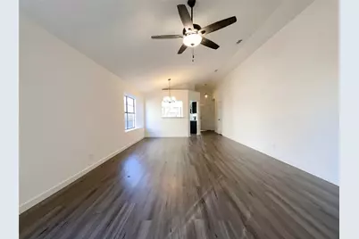 2108 Woodland Oaks Drive, Arlington, TX 76013 - Photo 6