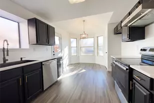 2108 Woodland Oaks Dr, Arlington, TX 76013 - Photo 2