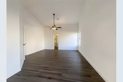 2108 Woodland Oaks Drive, Arlington, TX 76013 - Photo 4