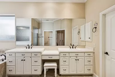 5809 Dry Creek Lane, Arlington, TX 76017 - Photo 16