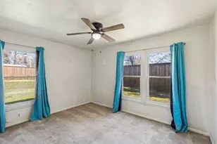 6233 Windermere Pl, Fort Worth, TX 76112 - Photo 16