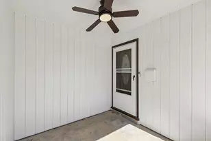 6233 Windermere Pl, Fort Worth, TX 76112 - Photo 4