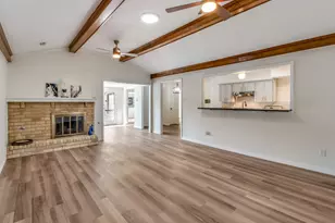 2714 Carriage Ln, Carrollton, TX 75006 - Photo 4