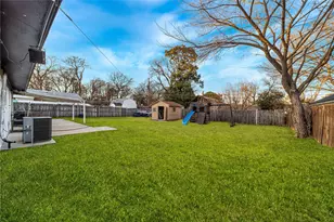 1805 W Sanford St, Arlington, TX 76012 - Photo 4