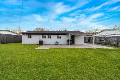 1805 W Sanford Street, Arlington, TX 76012 - Photo 6