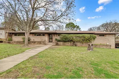 2815 Wilsonwood Drive, Denton, TX 76209 - Photo 2