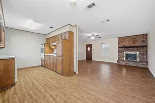 306 Texoma Dr, Whitesboro, TX 76273 - Photo 8