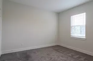 4022 Ivanhoe Ln, Dallas, TX 75212 - Photo 18