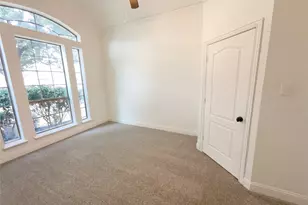 1817 Colorado Ct, Burleson, TX 76028 - Photo 6