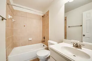 1337 Marina Dr, Irving, TX 75063 - Photo 24