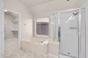 211 Nutmeg Ln, Euless, TX 76039 - Photo 16