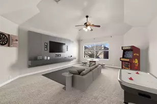 211 Nutmeg Ln, Euless, TX 76039 - Photo 12