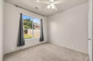 211 Nutmeg Ln, Euless, TX 76039 - Photo 18